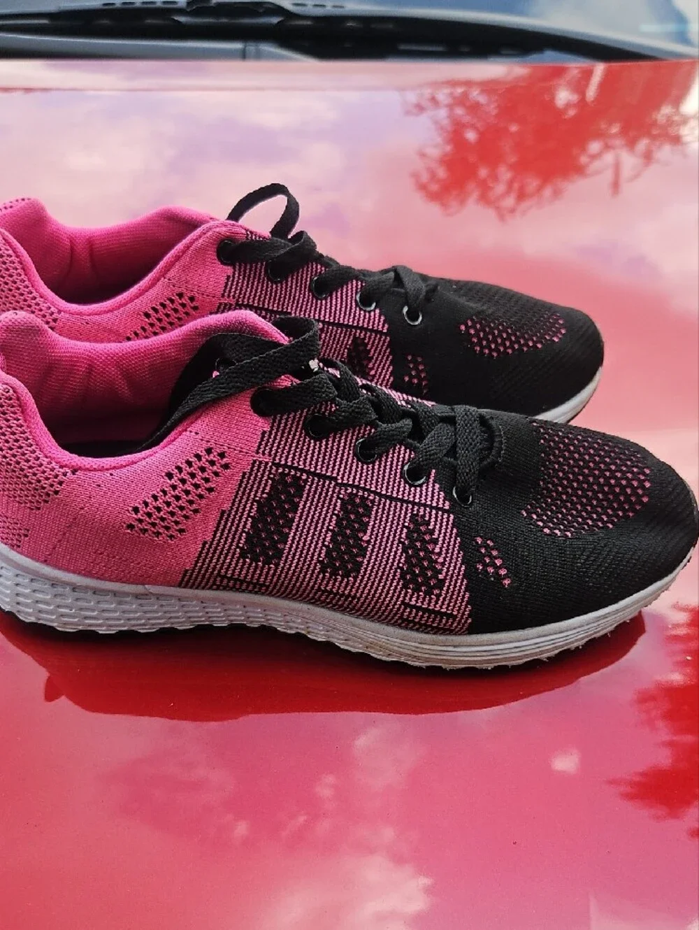 Women's Pink & Black Knit Athletic Sneakers